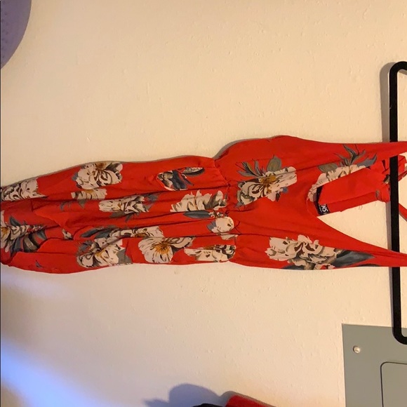 Red summer dress - Picture 1 of 2